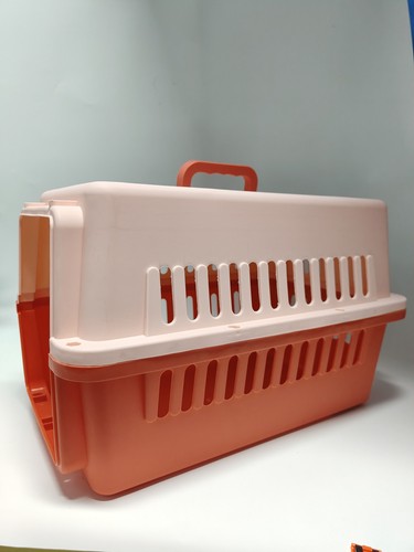 Extra large pet - carrier, cat